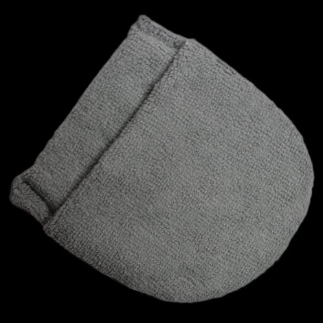 Ce gant applicateur en microfibre assure un contrôle supérieur pour une application uniforme et sans effort.