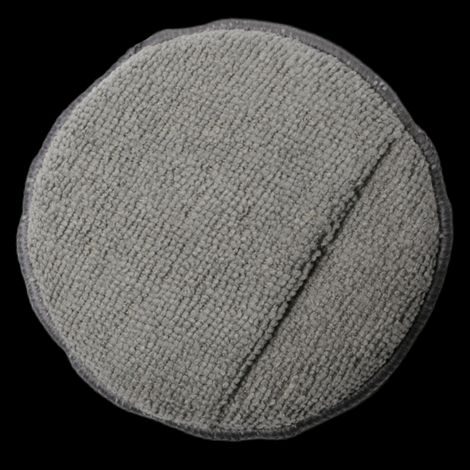 Round microfiber applicator ensures even, scratch-free finish on all surfaces.