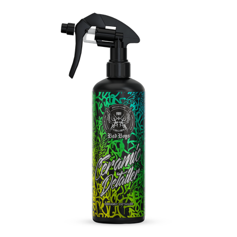 Ceramic Detailer 500ml – Frasco preto 500ml com rótulo street-art verde vibrante para proteção de pintura com cerâmica | Detailing Auto | miio Store